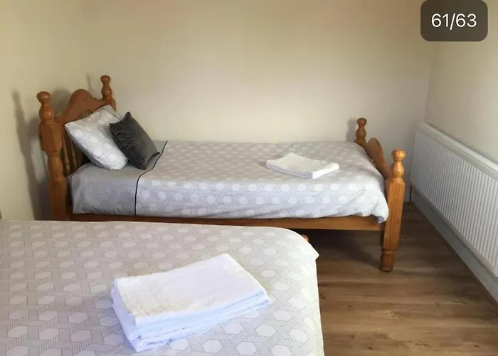 Private Bedrooms At Student Rahoon 民宿 戈尔韦