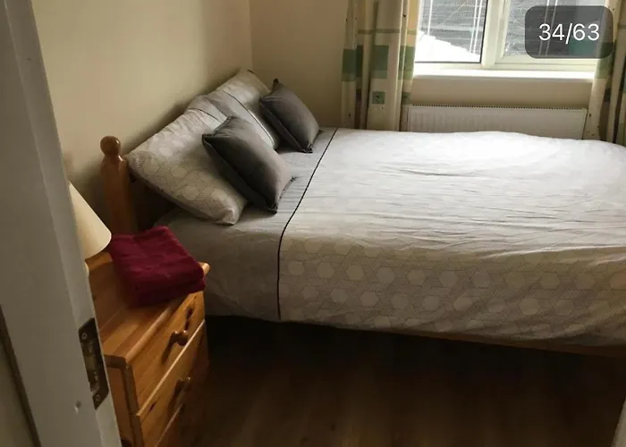 民宿 Private Bedrooms At Student Rahoon 戈尔韦