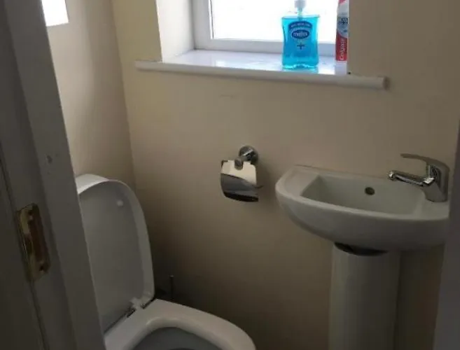 Private Bedrooms At Student Rahoon * 戈尔韦