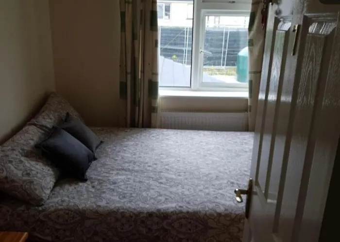 民宿 Private Bedrooms At Student Rahoon 戈尔韦