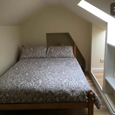 Private Bedrooms At Student Rahoon 戈尔韦