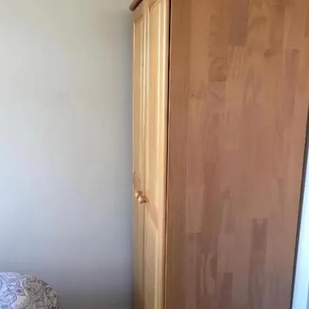 Проживание в семье Private Bedrooms At Student Rahoon *