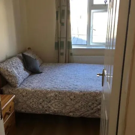 Private Bedrooms At Student Rahoon