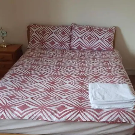 Private Bedrooms At Student Rahoon