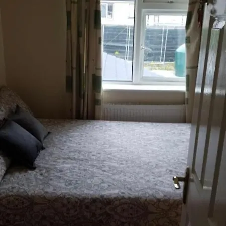 民宿 Private Bedrooms At Student Rahoon 戈尔韦