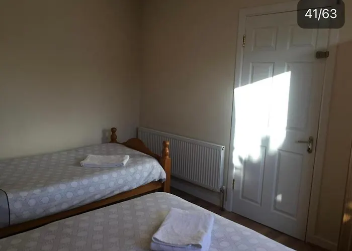 Quarto em Acomodações Particulares Private Bedrooms At Student Rahoon