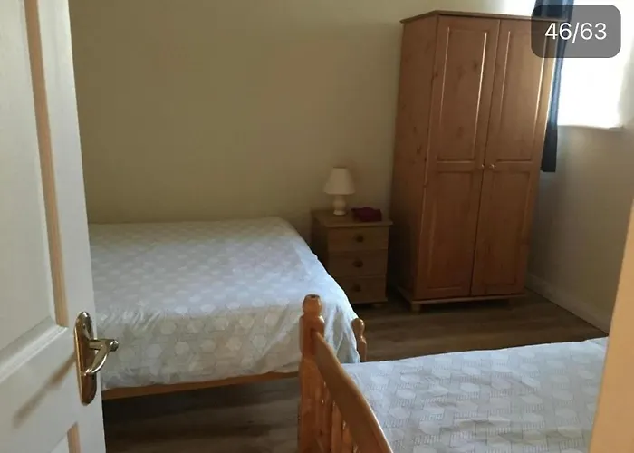 Quarto em Acomodações Particulares Private Bedrooms At Student Rahoon