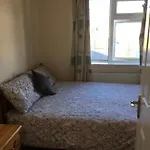 Проживание в семье Private Bedrooms At Student Rahoon