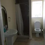 Private Bedrooms At Student Rahoon Проживание в семье