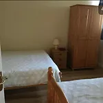 Проживание в семье Private Bedrooms At Student Rahoon